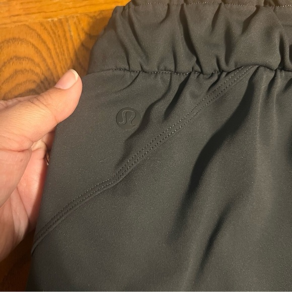 Lululemon Keep Moving Pant 7/8 High-Rise in Graphite Gray Sz 12 Athletic Travel - Picture 11 of 16